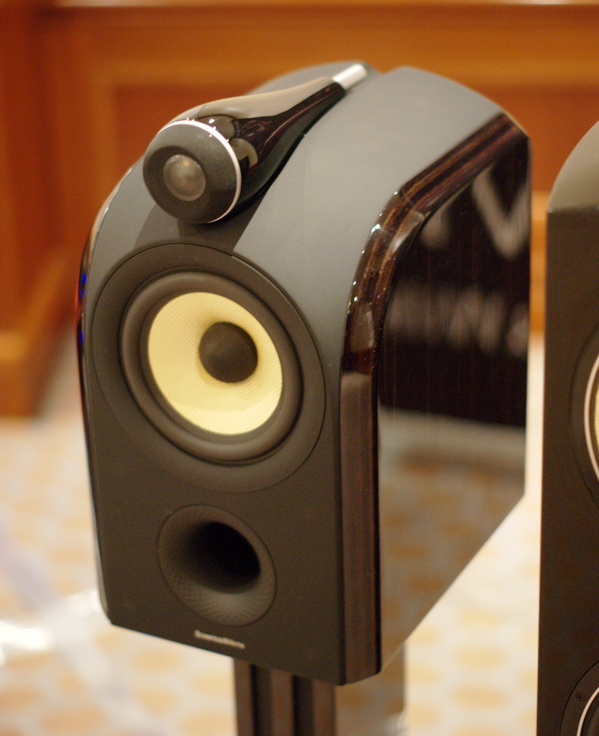 Bowers__Wilkins_PM1